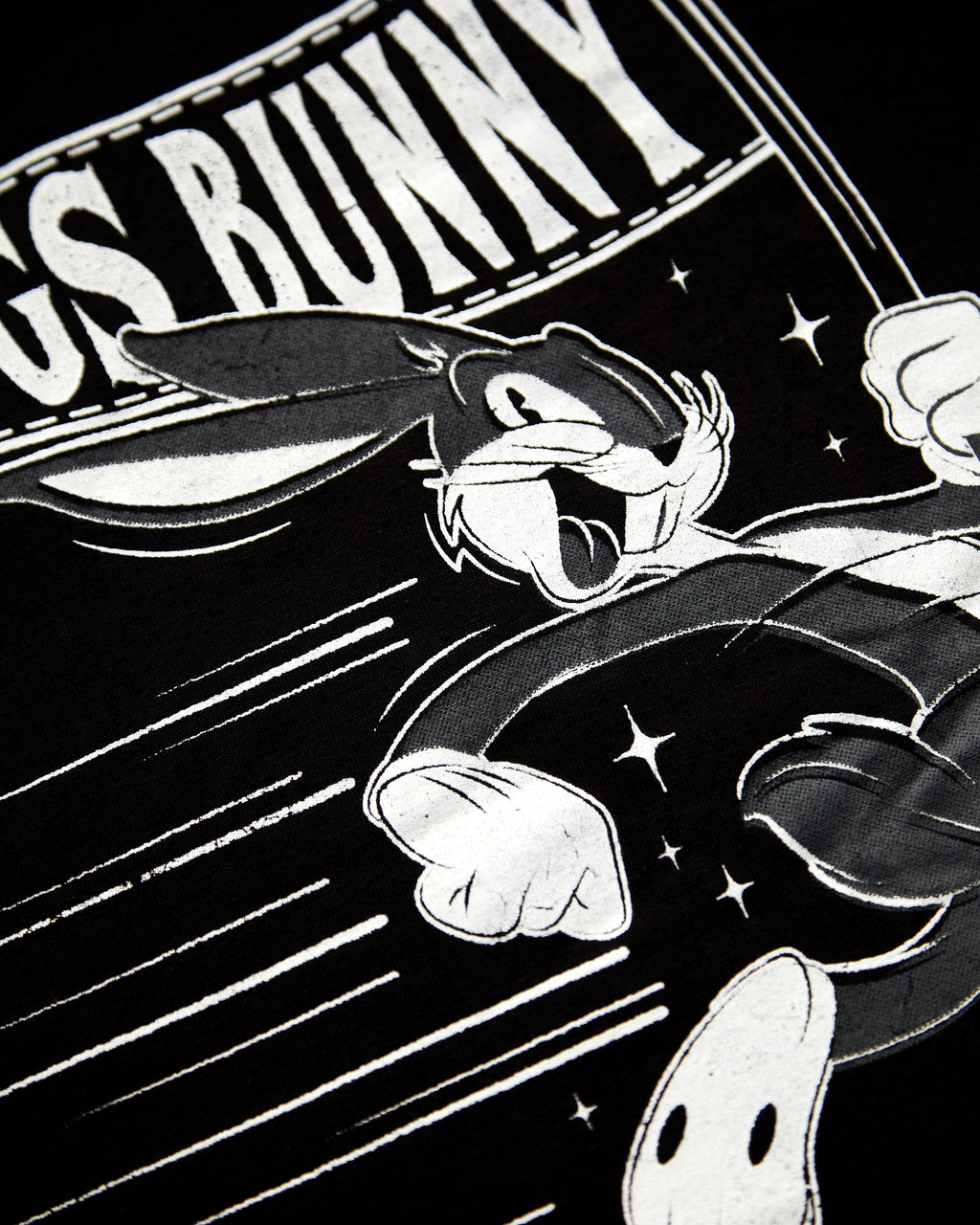 Official Looney Tunes: Retro Bugs with Flag, Unisex T-Shirt - black