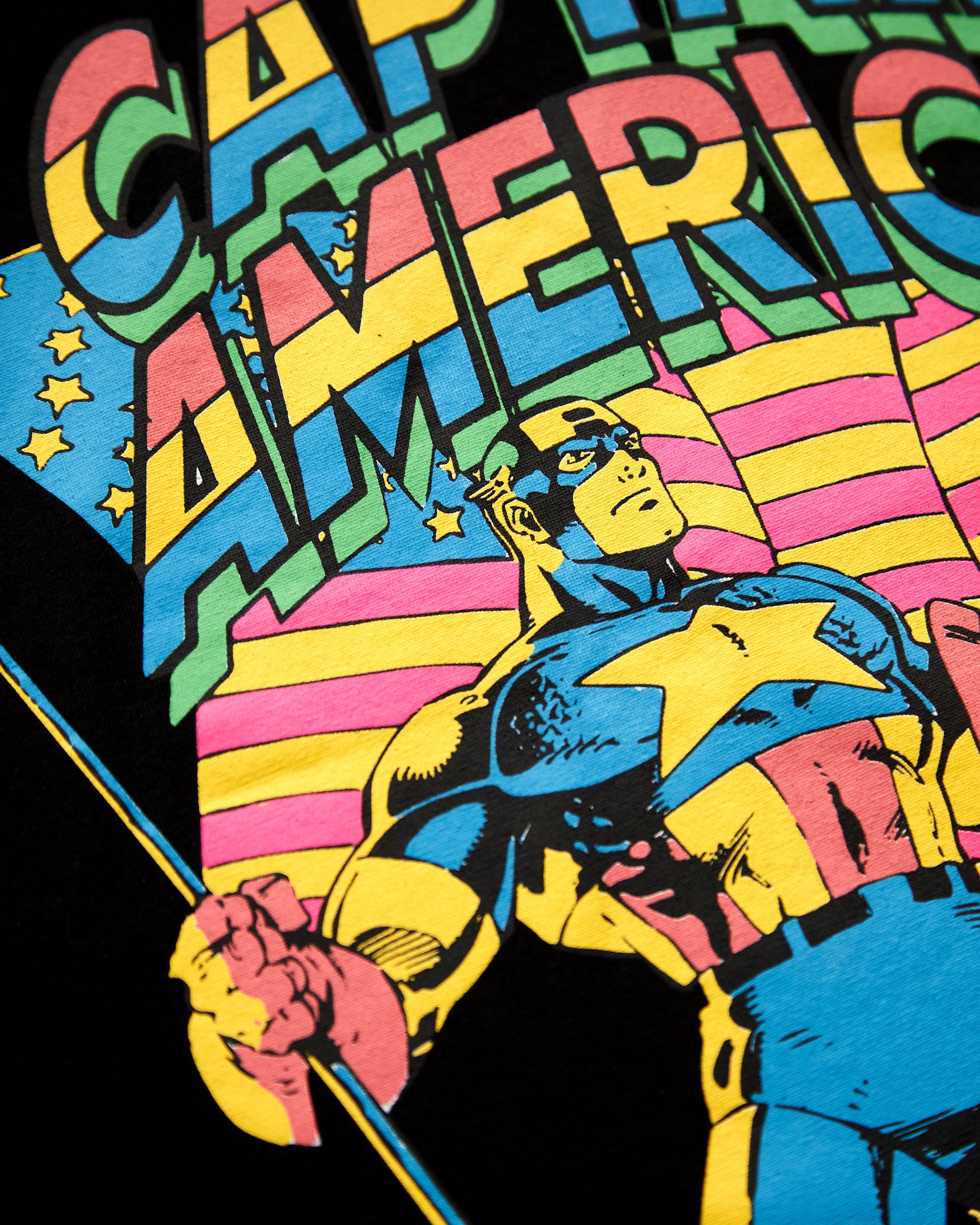 Official Marvel Comics, Captain America 50Th Anniversary, Unisex T-Shirt - black