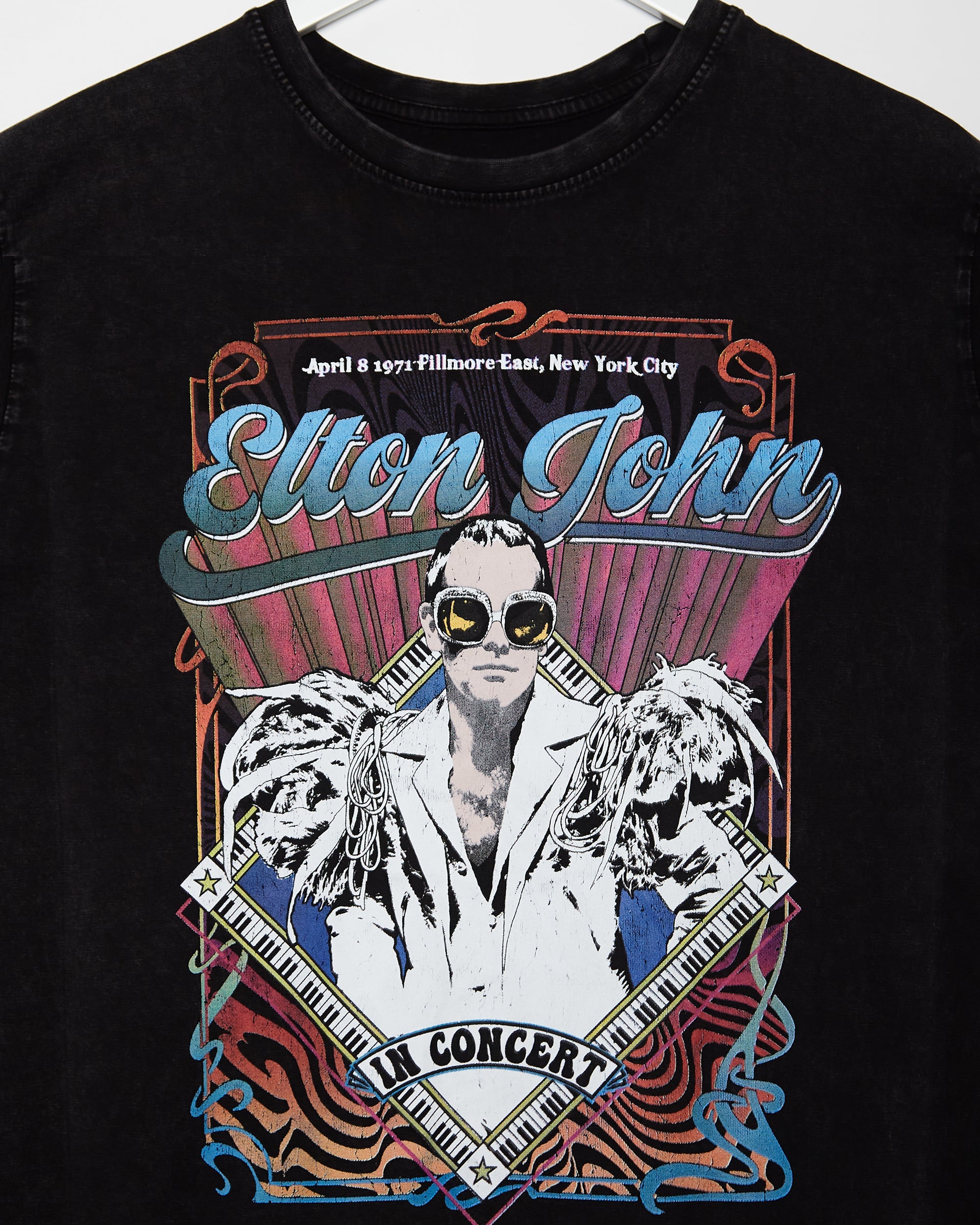 Official Elton John: Psych Vintage, low cut cropped tee - stone washed black