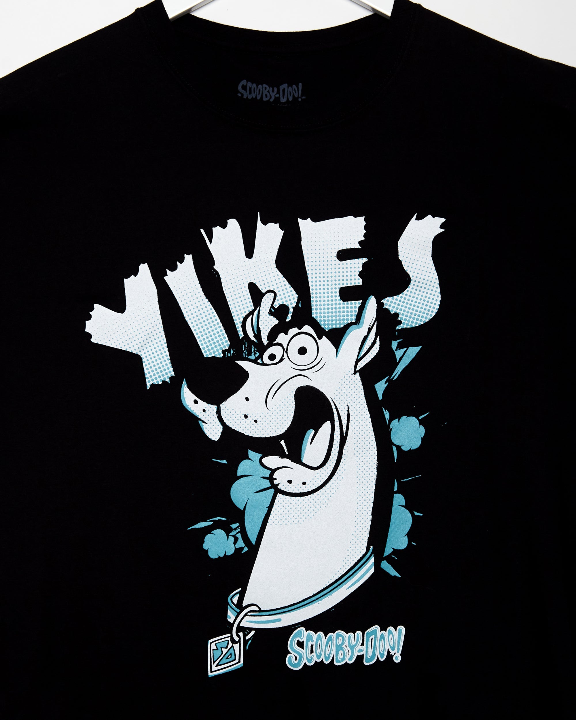 Official Scooby-Doo, Scooby says YIKES! t-shirt - black